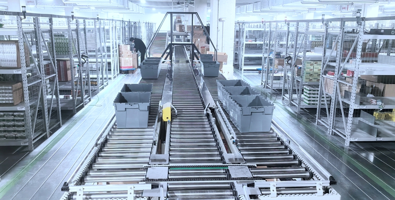 药品现代物流中心建成